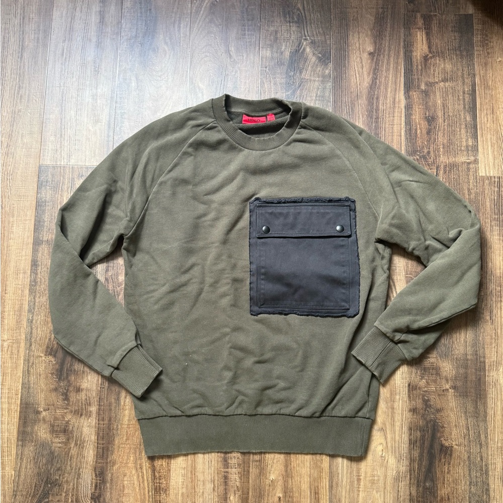 Men’s HUGO Boss Green and Black Crewneck
